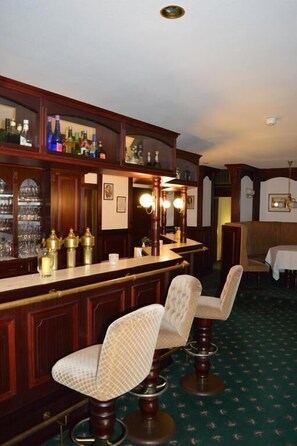 Bar (en el alojamiento)
