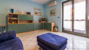Apartemen, 2 kamar tidur | Ruang keluarga