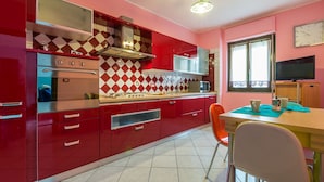 Apartemen, 2 kamar tidur | Dapur pribadi