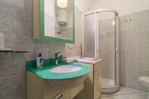 Bathroom - AffittaSardegna - Casa Allegra (Alghero)
