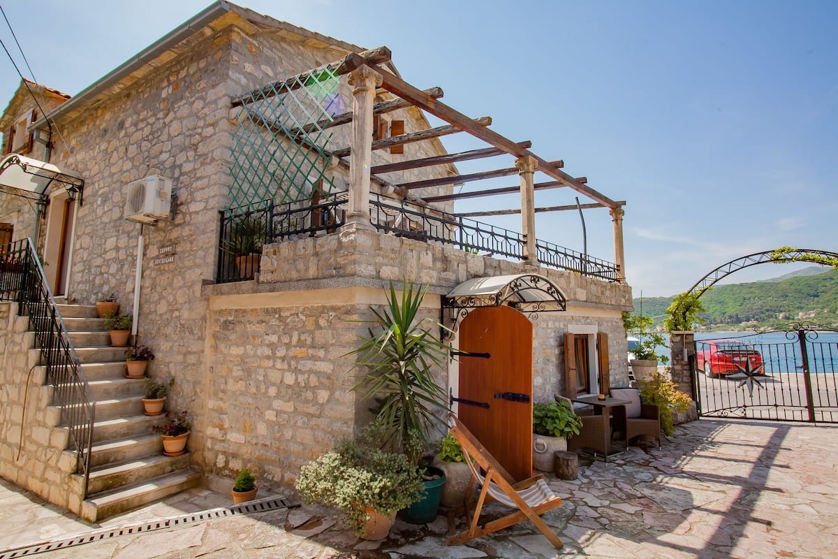 Suite Confort, cuisine, vue mer | Terrasse/Patio