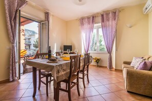 Apartment, 3 Bedrooms | In-room dining - AffittaSardegna - Casa Pineta 2 (Dorgali)
