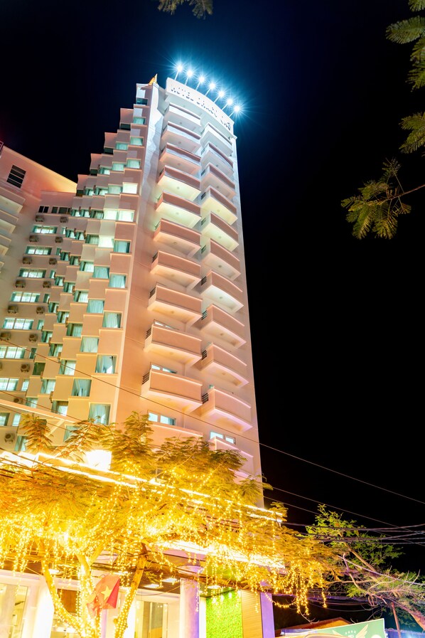 Front of property - evening/night - Draco QK3 Cat Ba (Hai Phong)