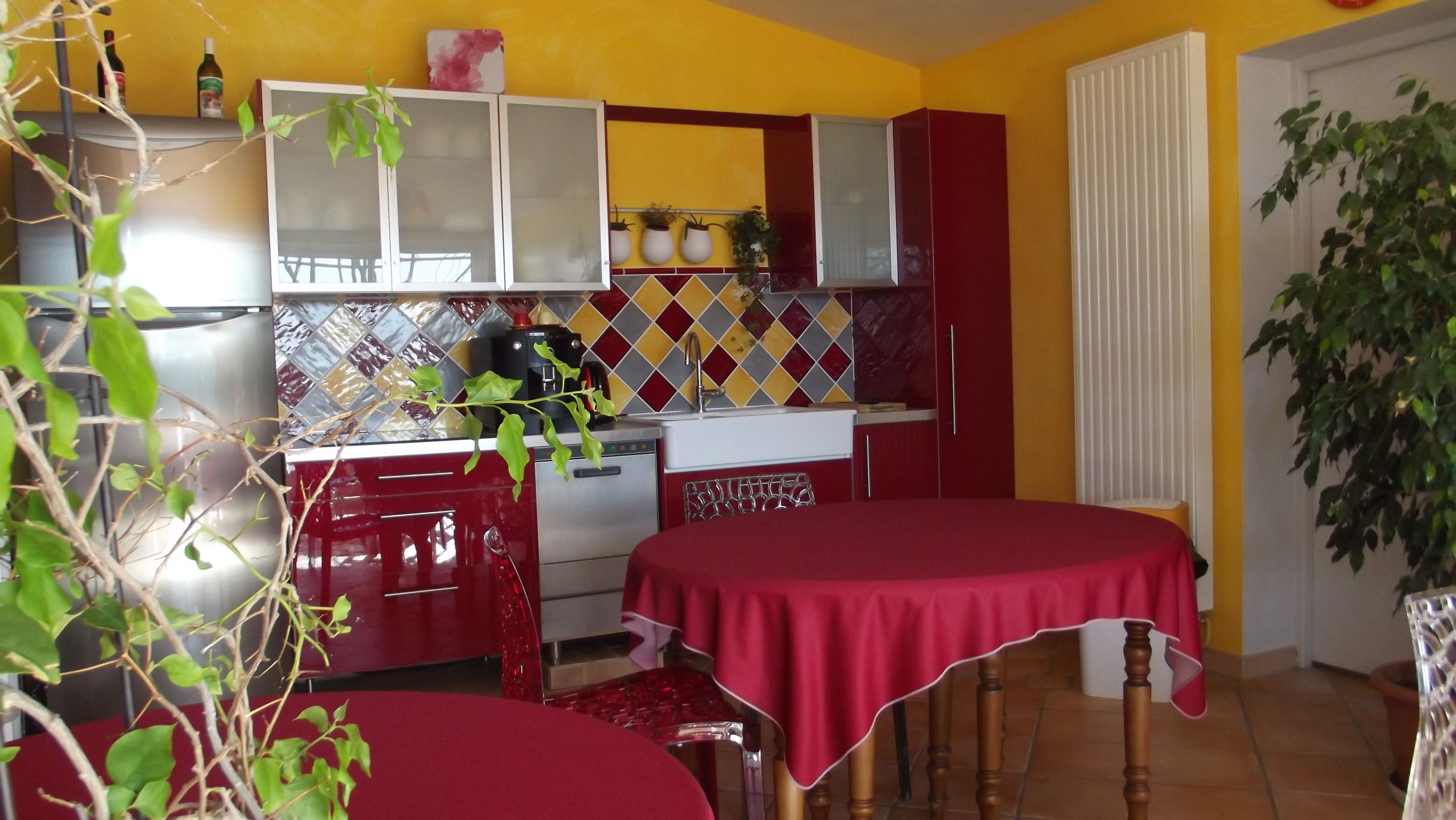 daily continental breakfast (eur 8.00 per person)