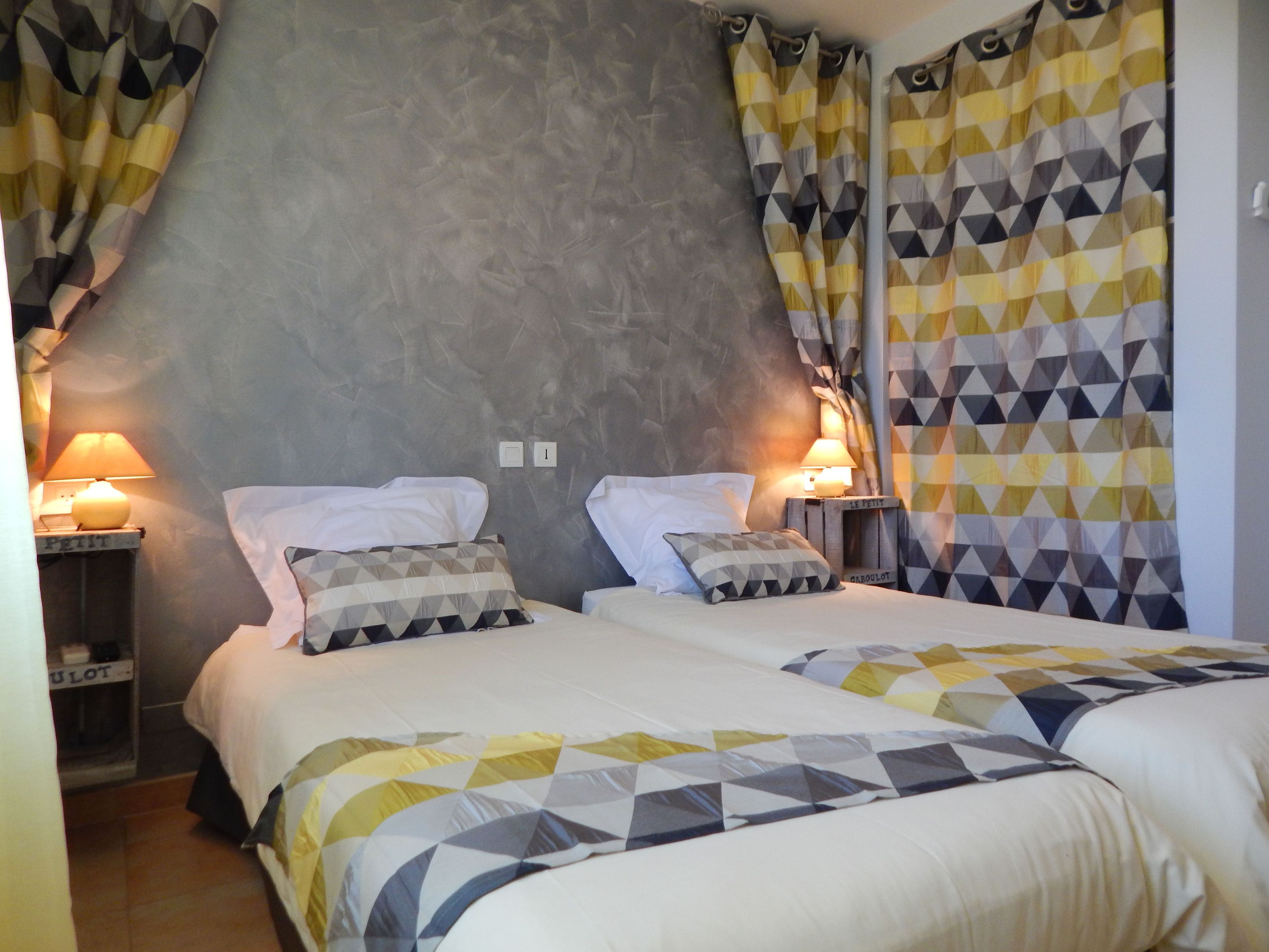 twin room | in-room safe, desk, free cots/infant beds, free wifi