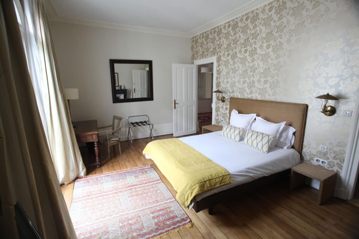Chambre Standard Double ou avec lits jumeaux