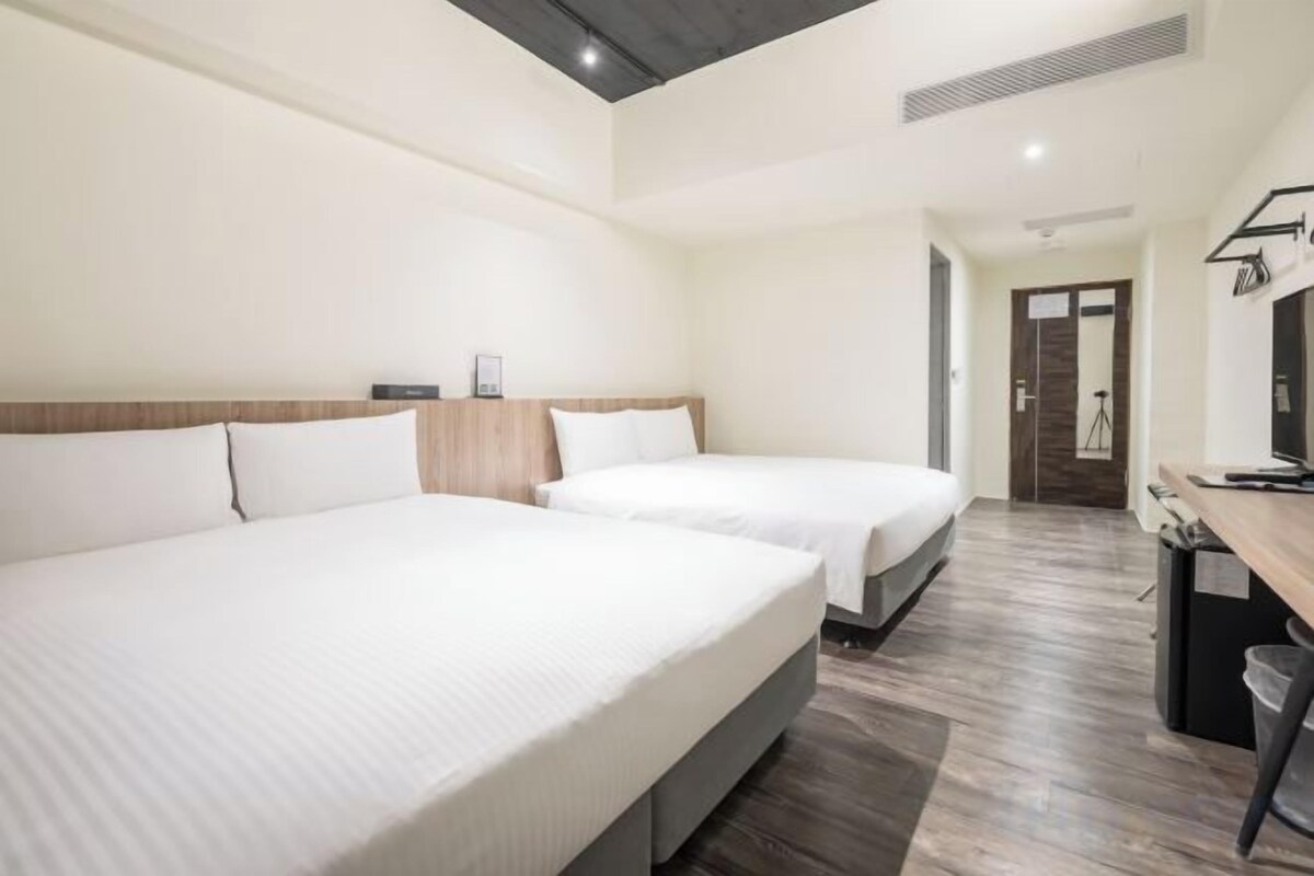 Desk, blackout curtains, free WiFi, bed sheets