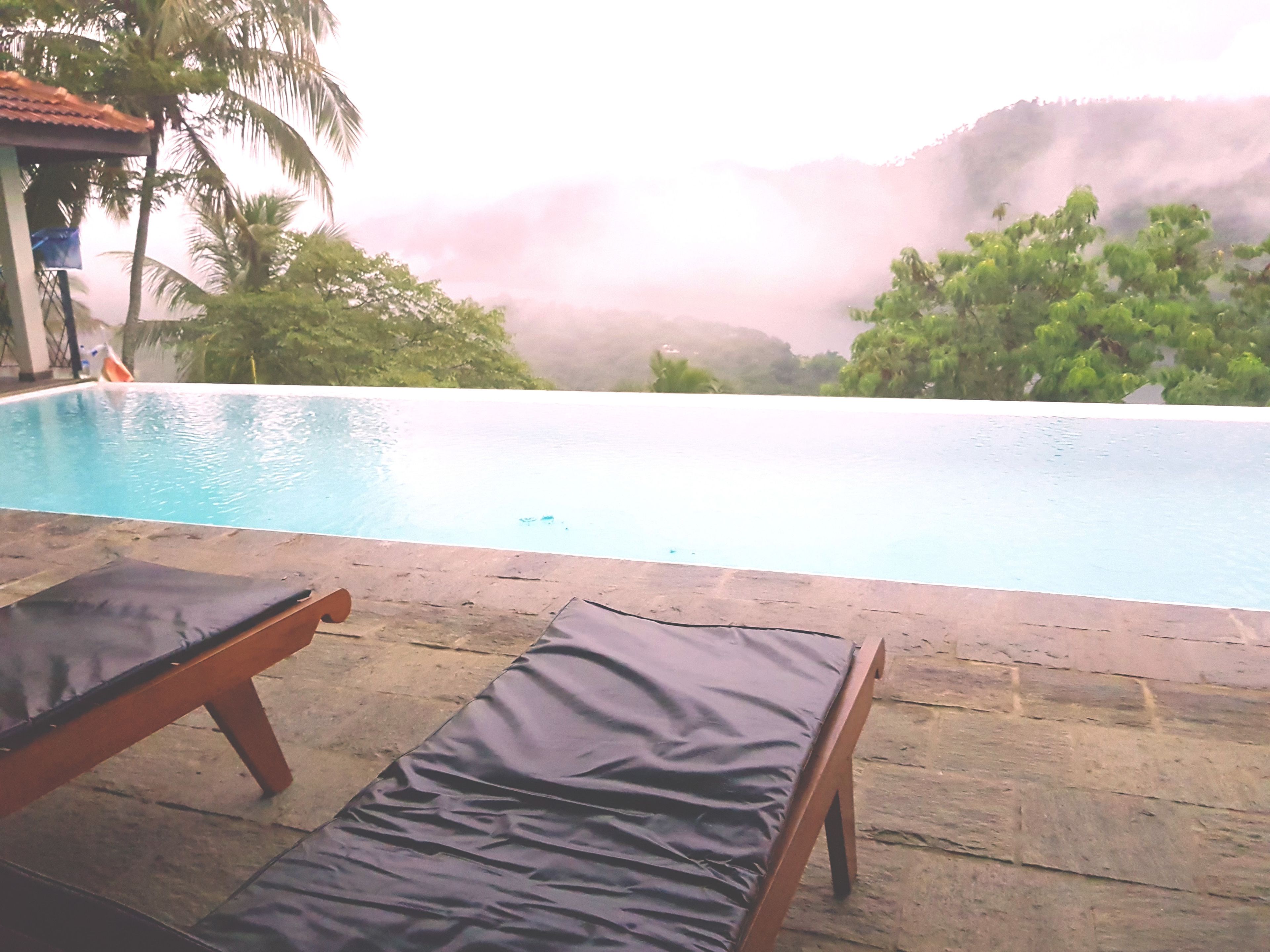 Hồ bơi ngoài trời, hồ bơi vô cực 