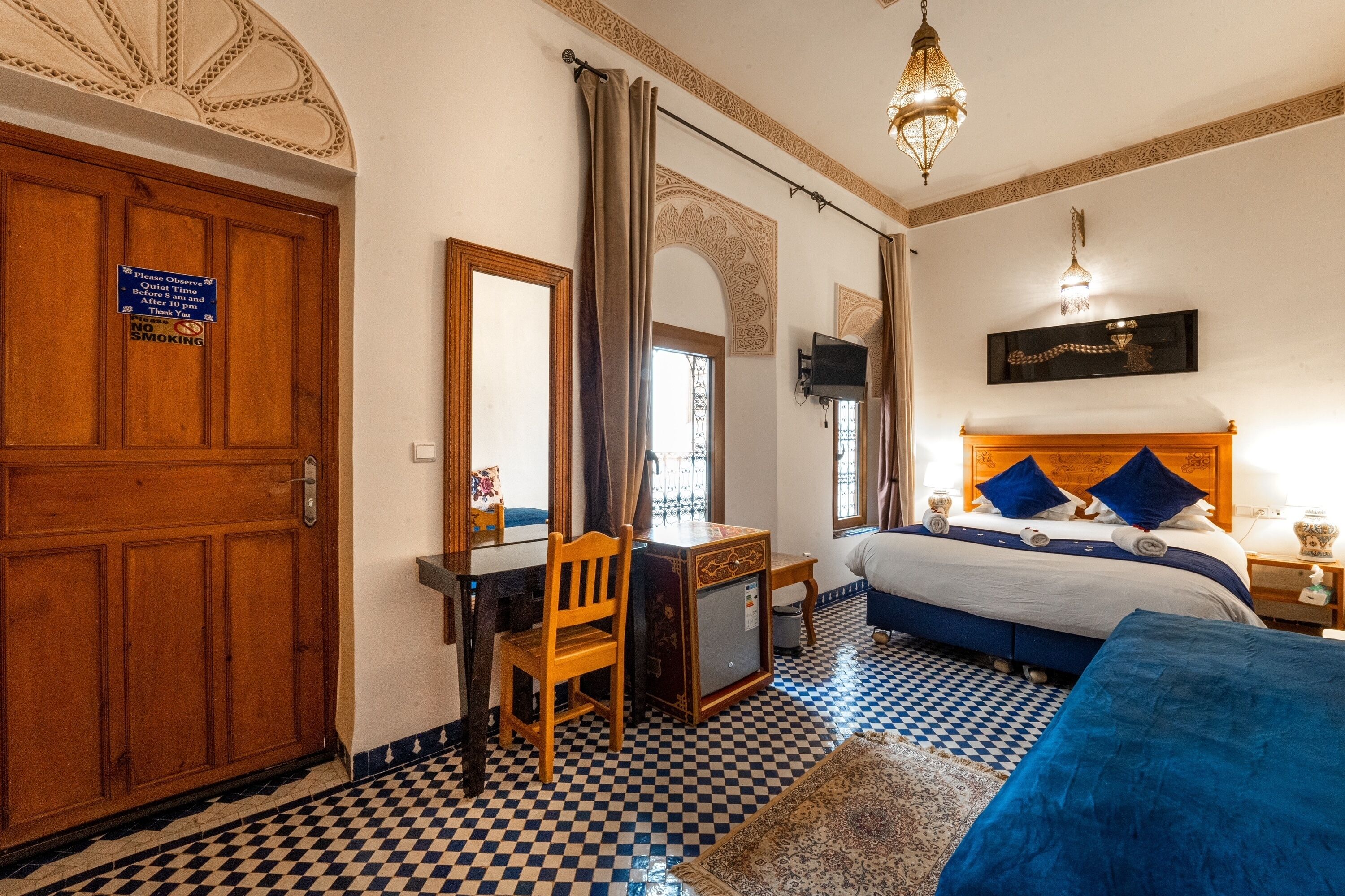 Roupas de cama premium, camas Select Comfort, cortinas blackout