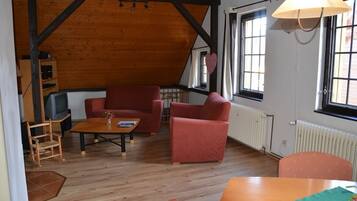 TV, fireplace, DVD player, foosball