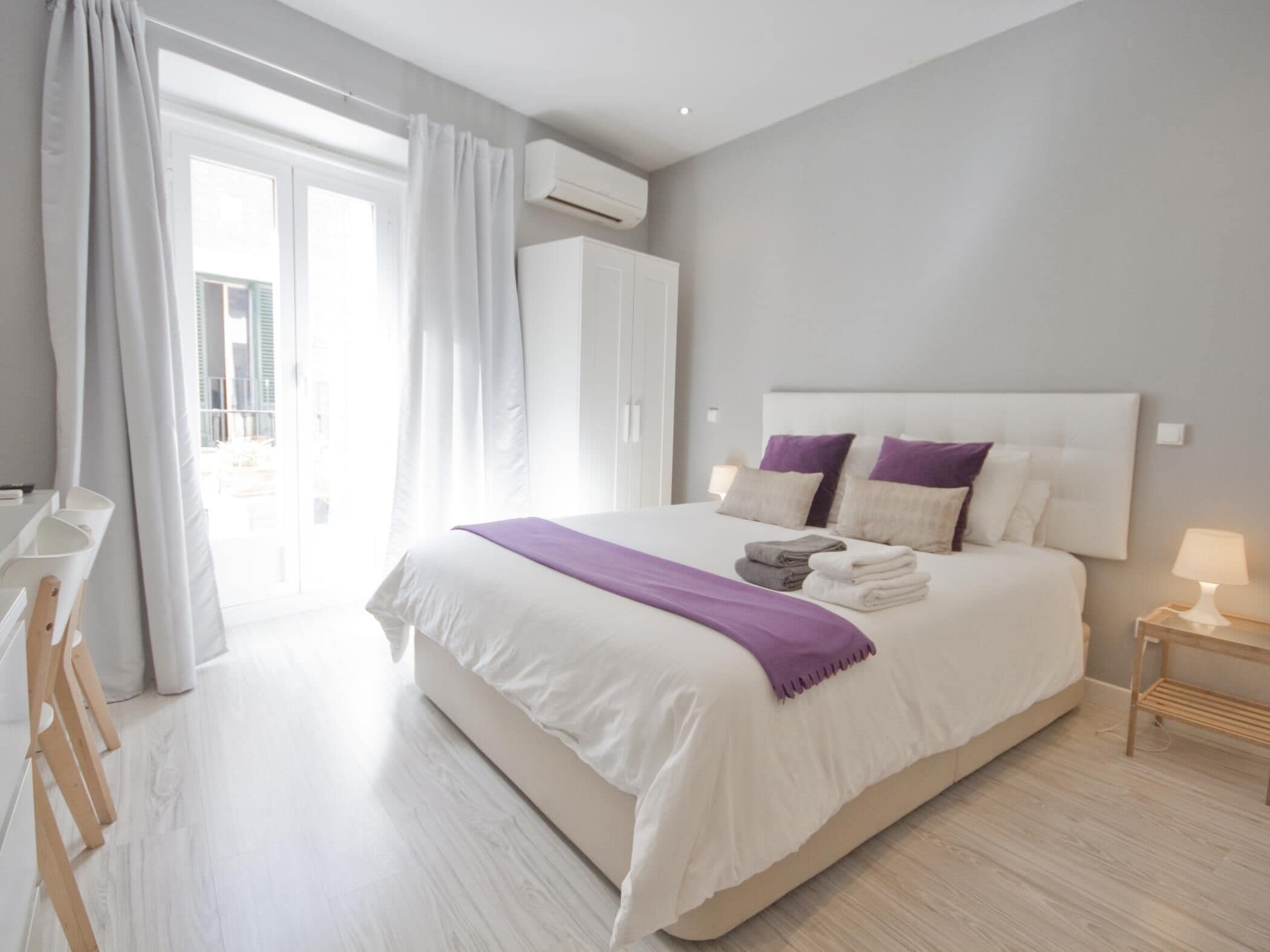 1 غرفة نوم ومكتب ومكواة/لوح كي وخدمة الإنترنت