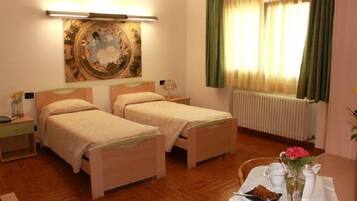 Coffres-forts dans les chambres, bureau, chambres insonorisées