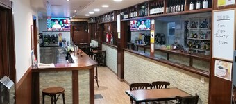 Hostal Adelia