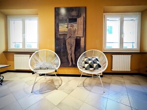 Apartment | Living area | TV - Lussuosa Dimora San Lorenzo (Genoa)