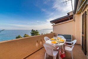 Apartment, 4 Bedrooms | Terrace/patio
