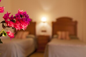 Habitación estándar doble, vistas al valle | Servicio de la habitación