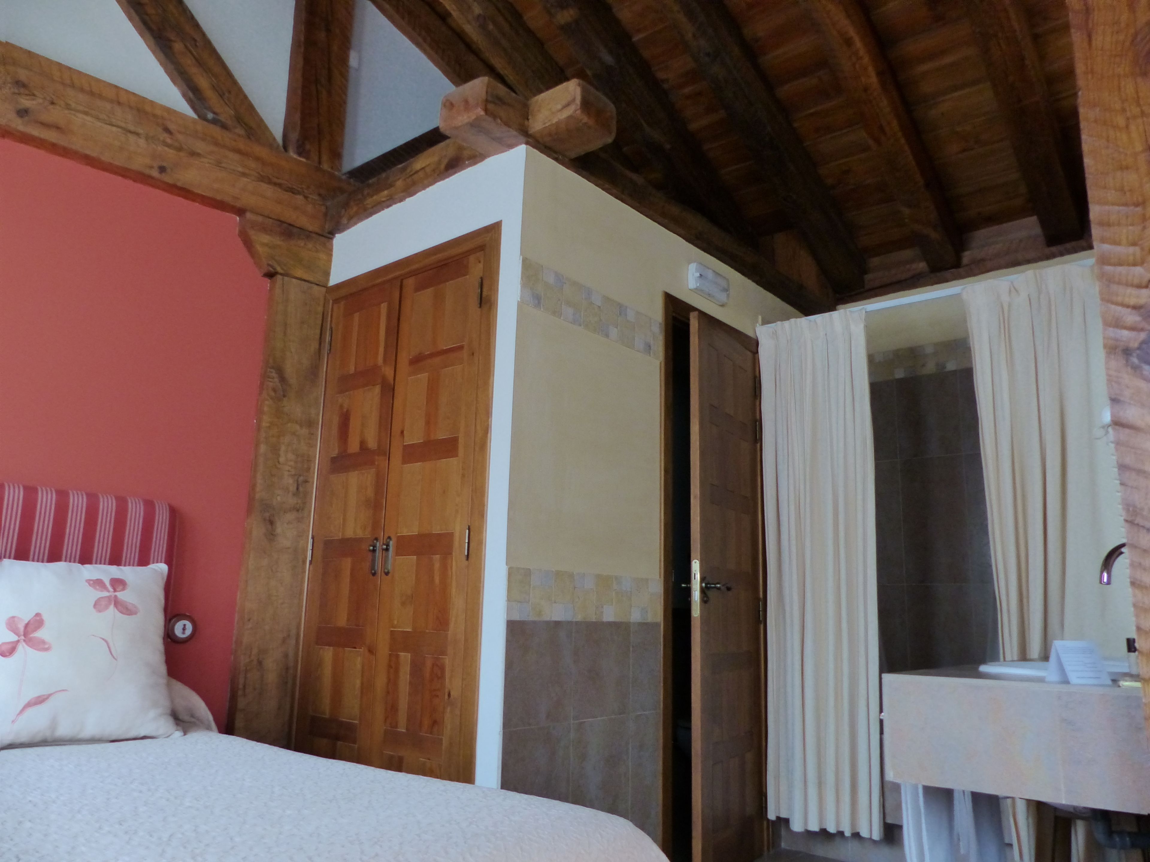 family quadruple room | minibar, individually decorated, individually furnished, desk