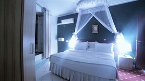 Executive Suite | Premium bedding, minibar, in-room safe, desk - Silver Springs Hotel Uganda (Kampala)
