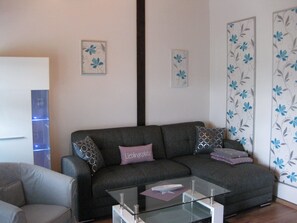 TV, DVD-spiller og bordtennis