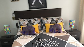 Traditional Studio, 1 Bedroom, Balcony, City View - La Moneda House (Santiago)