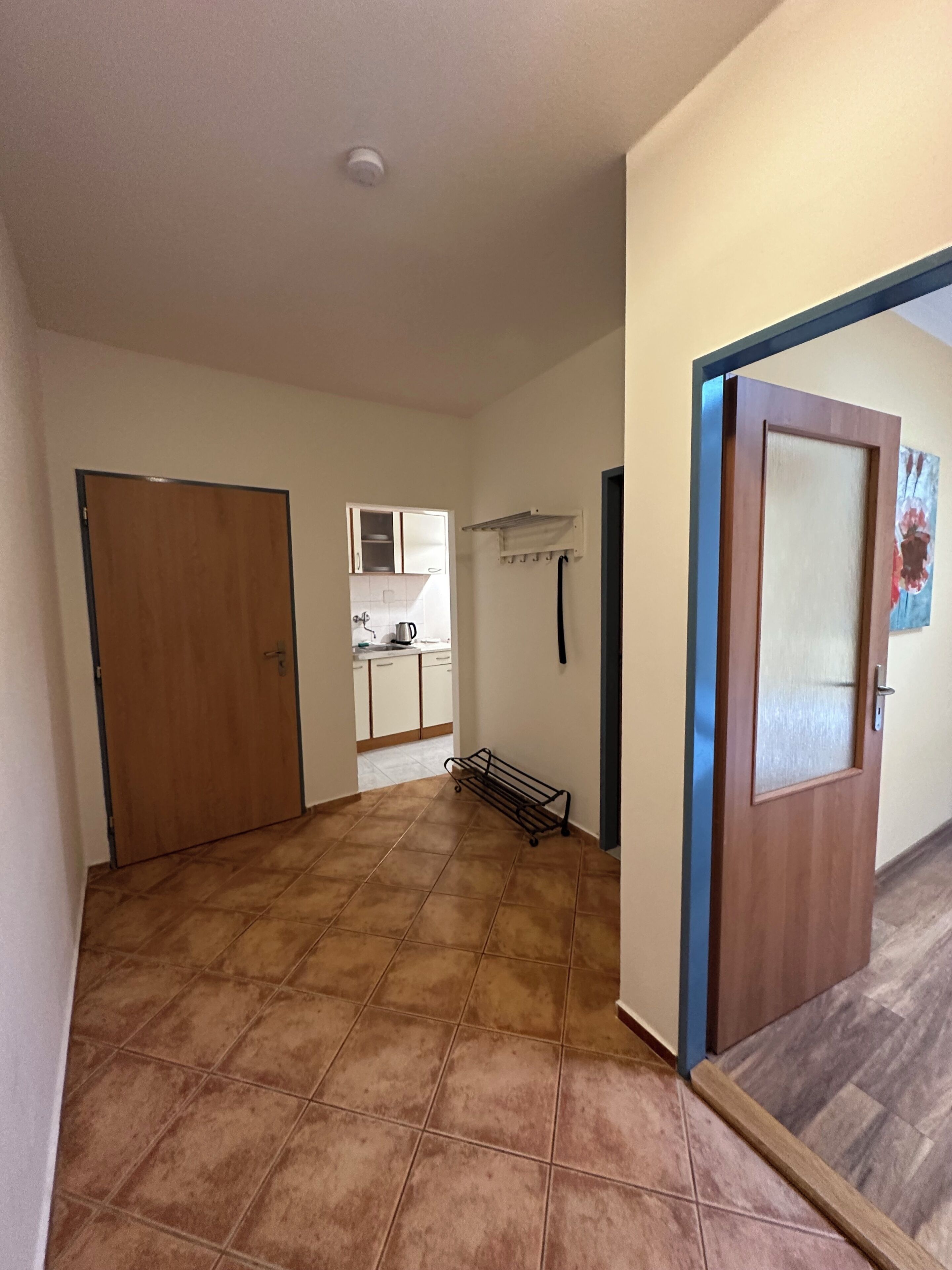 Minibar, iron/ironing board, cribs/infant beds, free WiFi