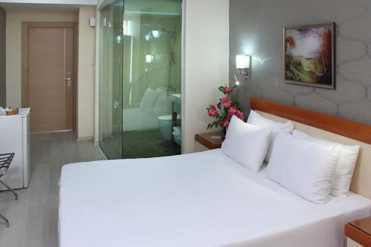 in-room safe, desk, free cots/infant beds, free wifi