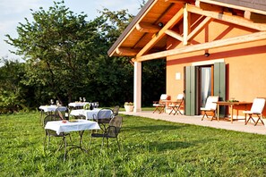 Outdoor dining - Agriturismo il Pianetto (Verona)