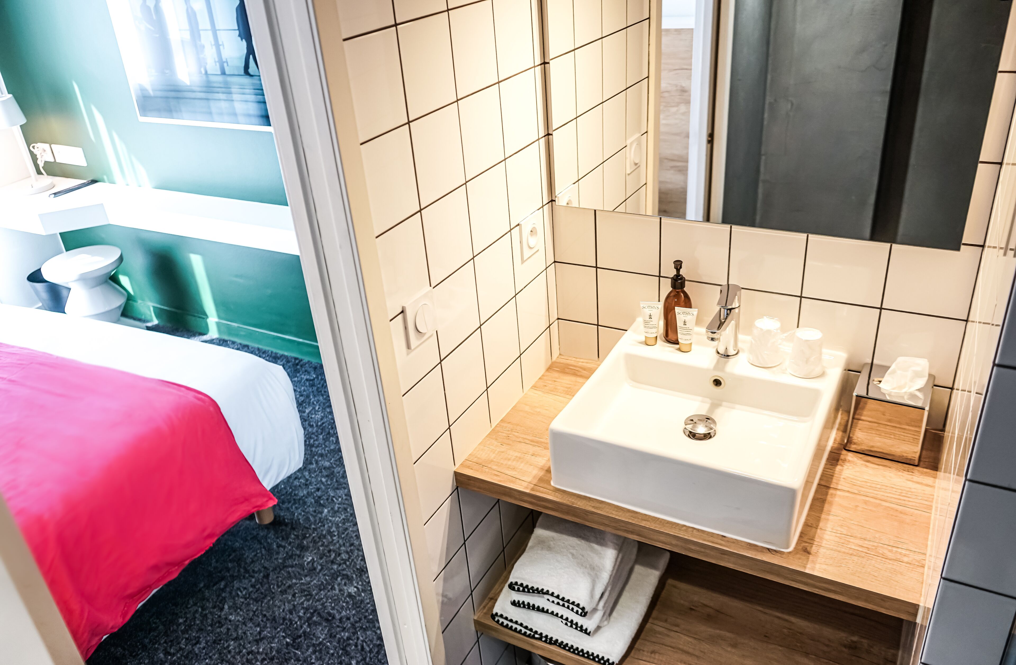 Foto - Hôtel Le Collonges TV connecté wifi Netflix