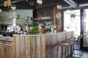 Bar (ter plaatse)