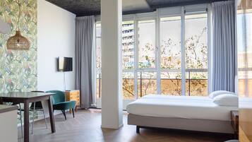 Superior Double Room | Premium bedding, in-room safe, desk, laptop workspace
