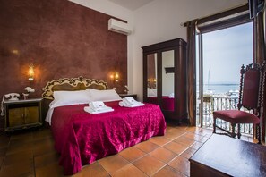 Dobbeltrom – superior, sjøutsikt | Sengetøy av topp kvalitet, dundyner og senger med Select Comfort-madrass