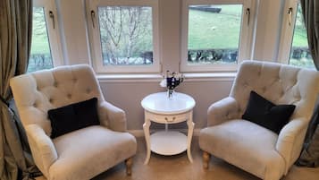 Luxury Double or Twin Room | Egyptian cotton sheets, premium bedding, pillow-top beds, free WiFi