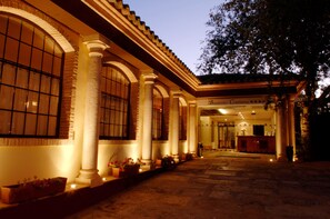 Entrada al alojamiento
