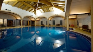 Sauna, hot tub, hot springs, body treatments, hydrotherapy, aromatherapy