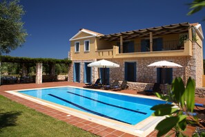 Villa, 4 Bedrooms (Maria)