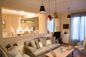 Villa, 4 Bedrooms (Maria) | Living room