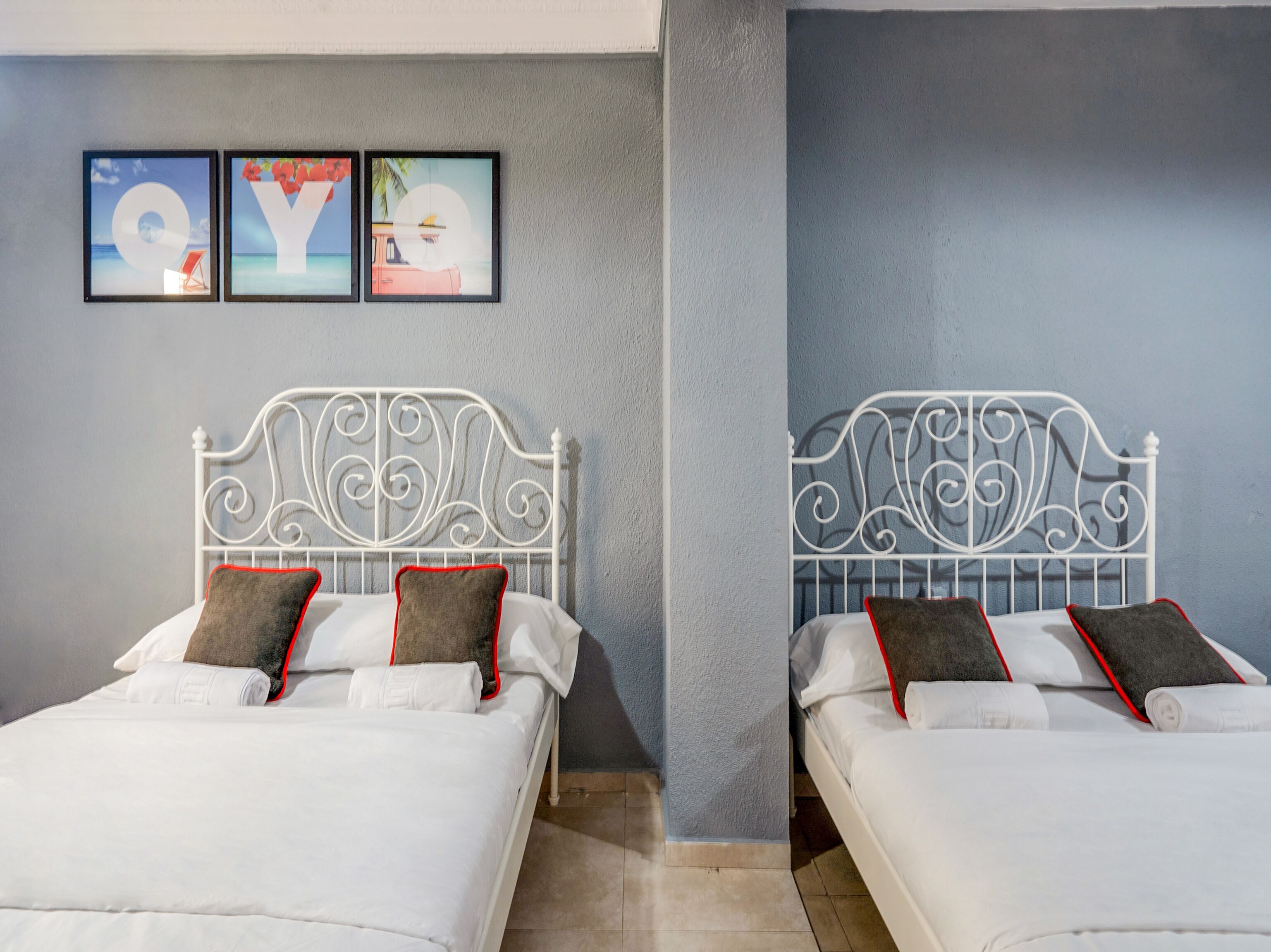 Economy Quadruple Room | Free WiFi, bed sheets