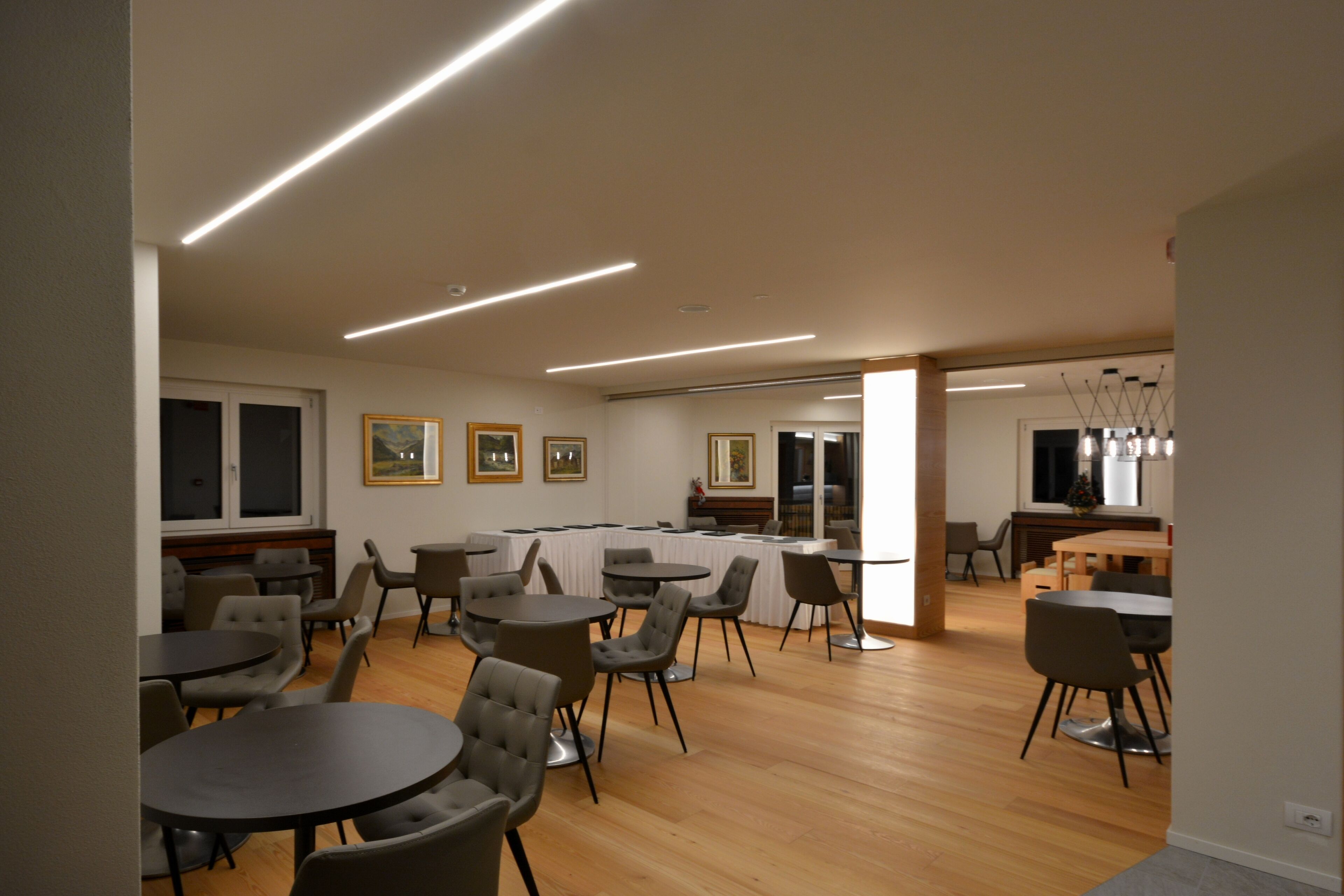 Se ofrece un desayuno bufé (12 EUR por persona)