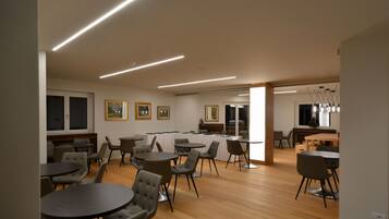 Desayuno buffet (EUR 12 por persona)