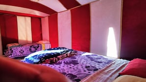 Tent (4 pers) - Erg Chegaga Desert Camp (M'Hamid El Ghizlane)