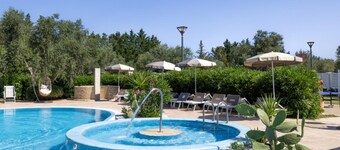 Semi detached Villa Country