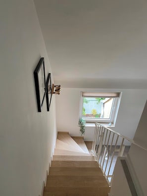 Loft 25 | Desk, soundproofing, free WiFi, bed sheets - Rheinblick Appartments (Cologne)