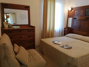 1 habitación, internet y ropa de cama 