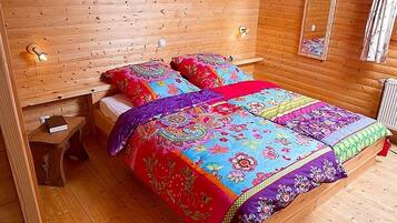 2 bedrooms, Internet