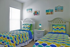 Apartment, Multiple Bedrooms | 4 bedrooms, free WiFi - Family Friendly 4 Bed/3 Bath SPA-Pool Home in High (Davenport)