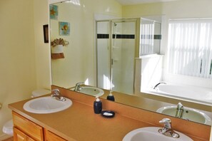 Apartment, Multiple Bedrooms | Bathroom sink - Family Friendly 4 Bed/3 Bath SPA-Pool Home in High (Davenport)