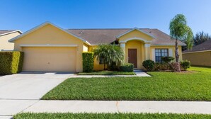 Front of property - 715COV (Davenport)