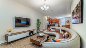 Apartment, Multiple Bedrooms | Living room