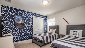 Unclassified image, 4 of 26, button - Rhodes Street Palm Home (Kissimmee)