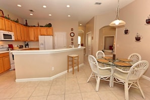 Apartment, Multiple Bedrooms | Private kitchen